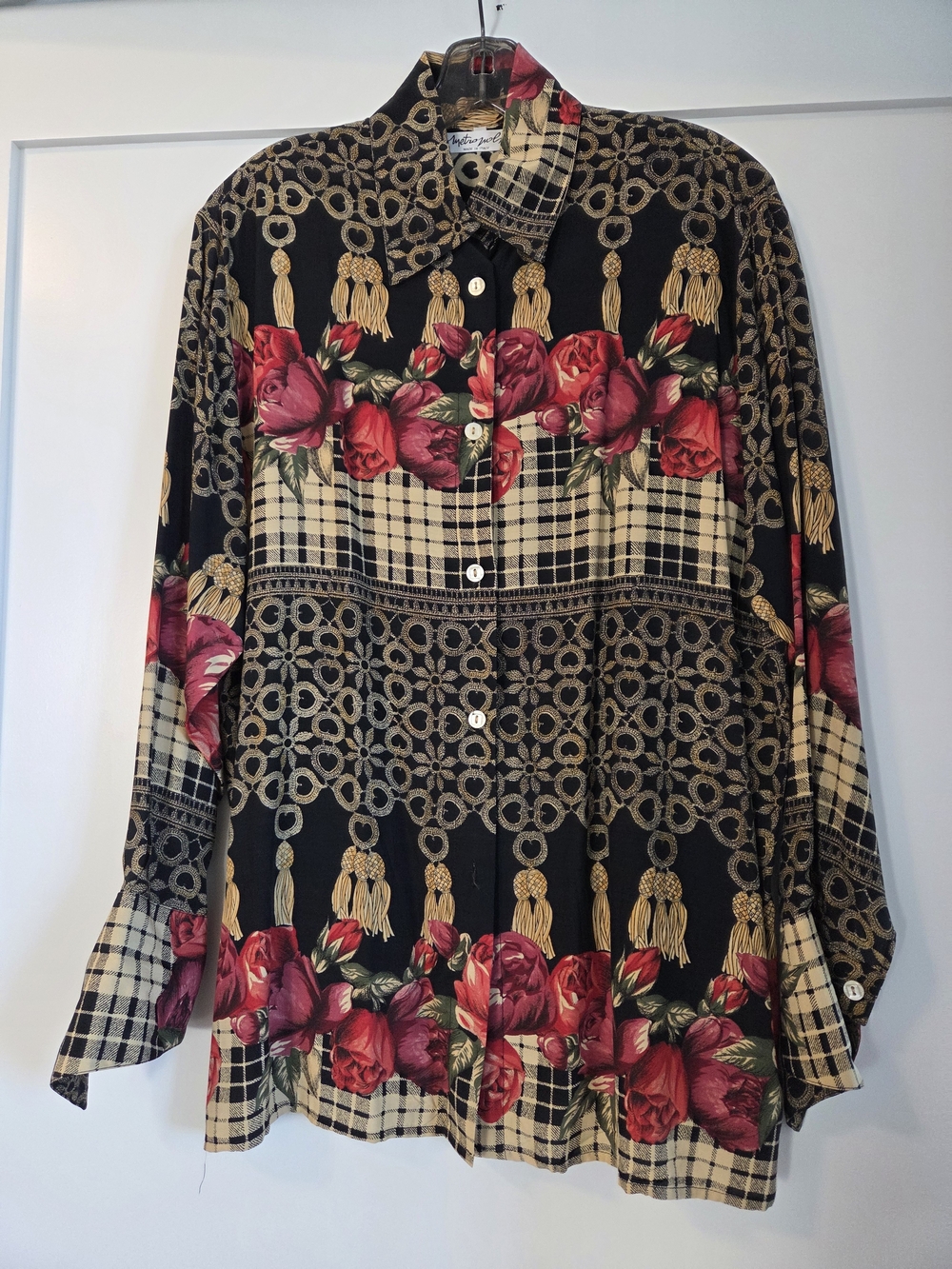 Vintage-Inspired Floral & Tassel Women’s Button-Up Shirt - Black & Red